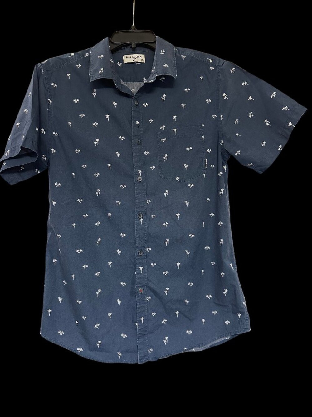 Billabong Short Sleeve Button Up Shirt Size M Navy Blue Palm Tree Print Cotton